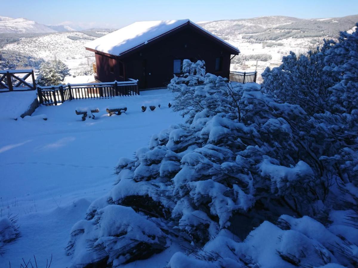 Cara Norte De Gredos Hoyos del Espino Esterno foto